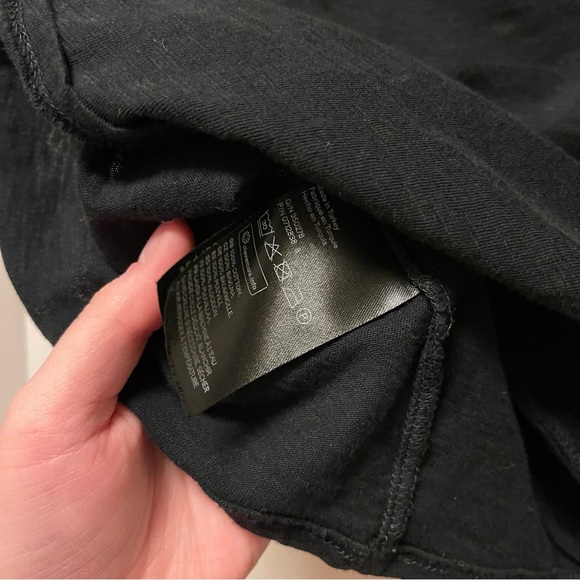 nwot H&M - tshirt with tie detail - Picture 5 of 9